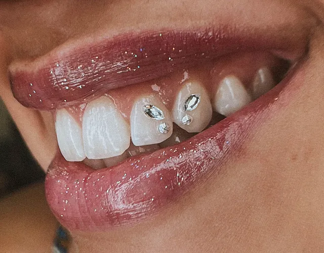 Siete Vidas Tattoo gema dental